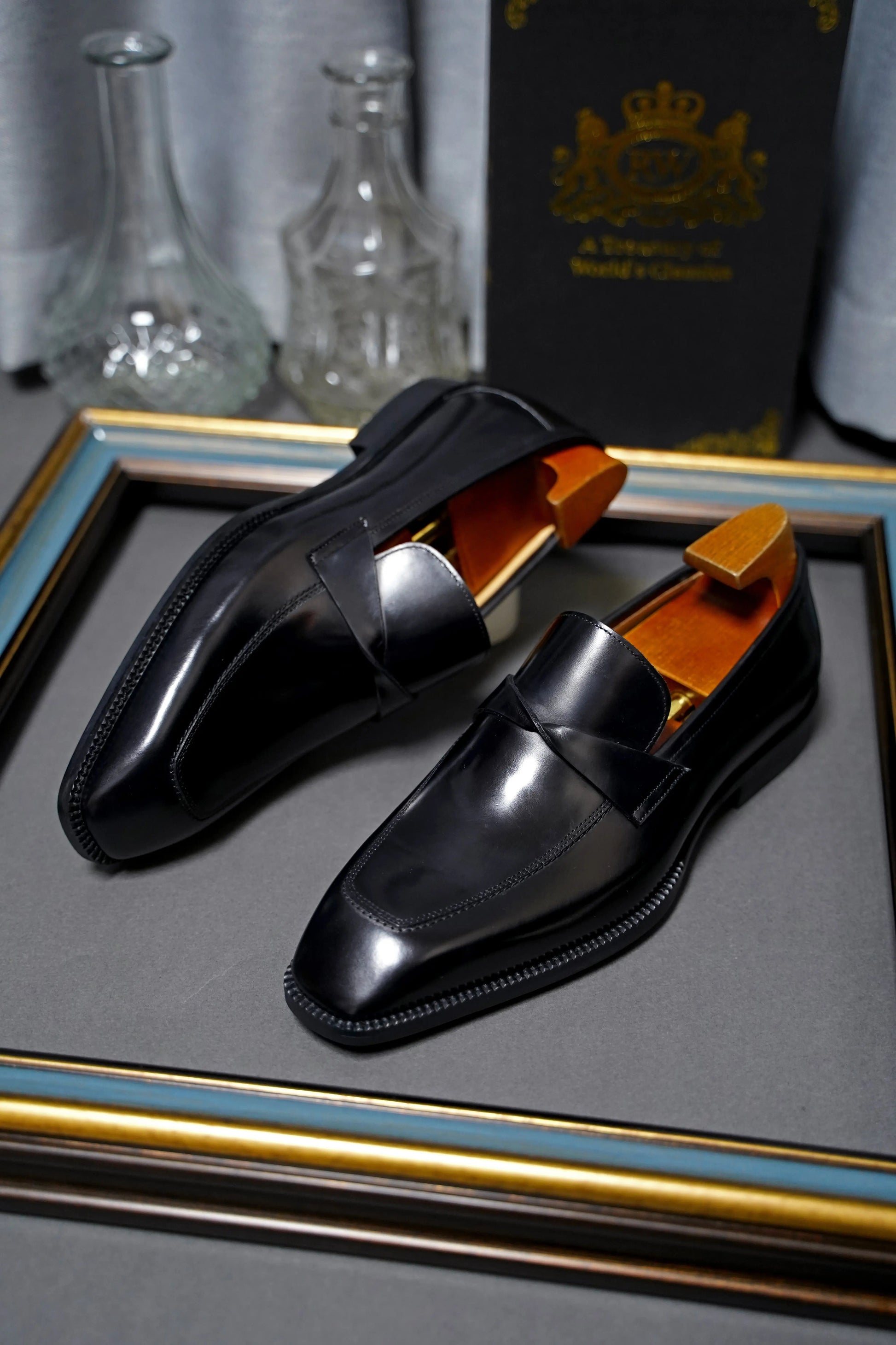 Strip top loafer - Image #1